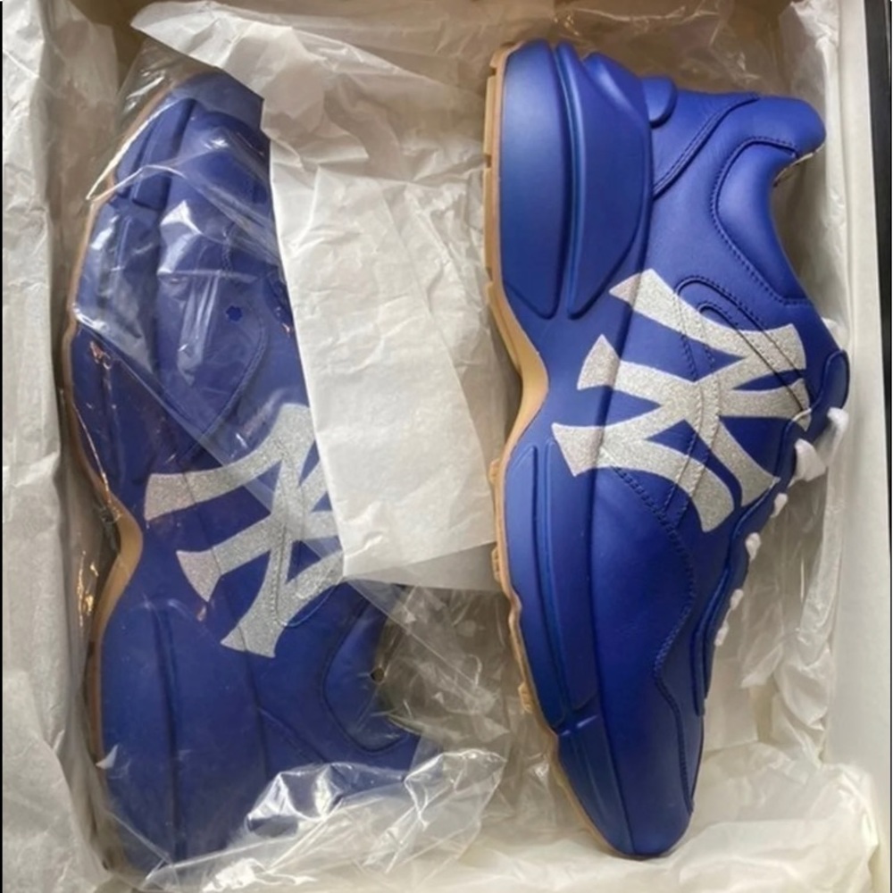 Gucci Rhyton NY limited edition in Apollo blue.